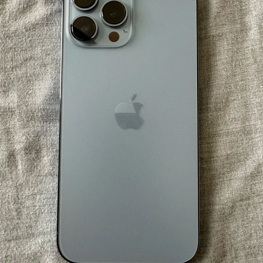 Apple iPhone 13 Pro Max 256GB Blue (Factory Unlocked)